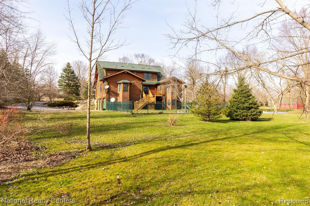 8980 PLEASANTVIEW, Northville, MI 48168 — Photo 64