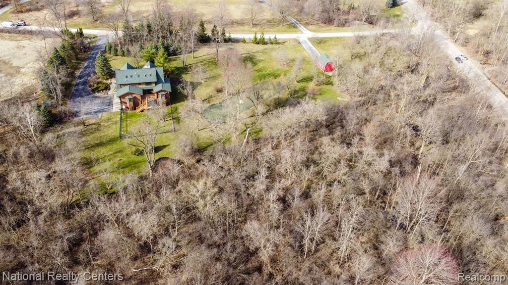 8980 PLEASANTVIEW, Northville, MI 48168 — Photo 73