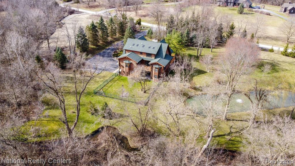 8980 PLEASANTVIEW, Northville, MI 48168 — Photo 79