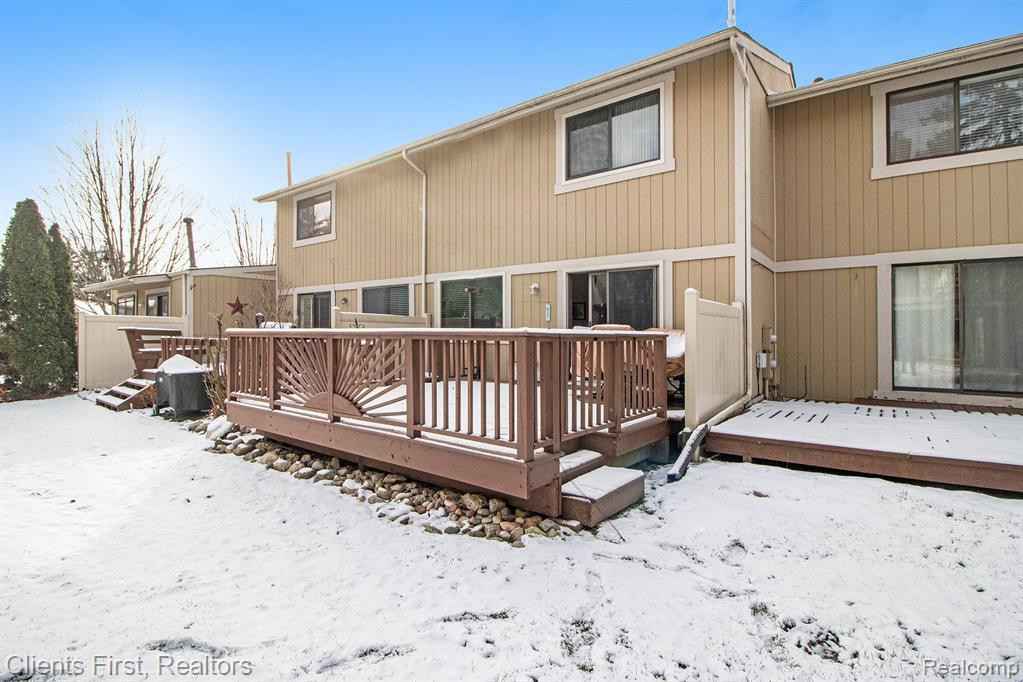 888 YORKTOWN, Northville, MI 48167 — Photo 25