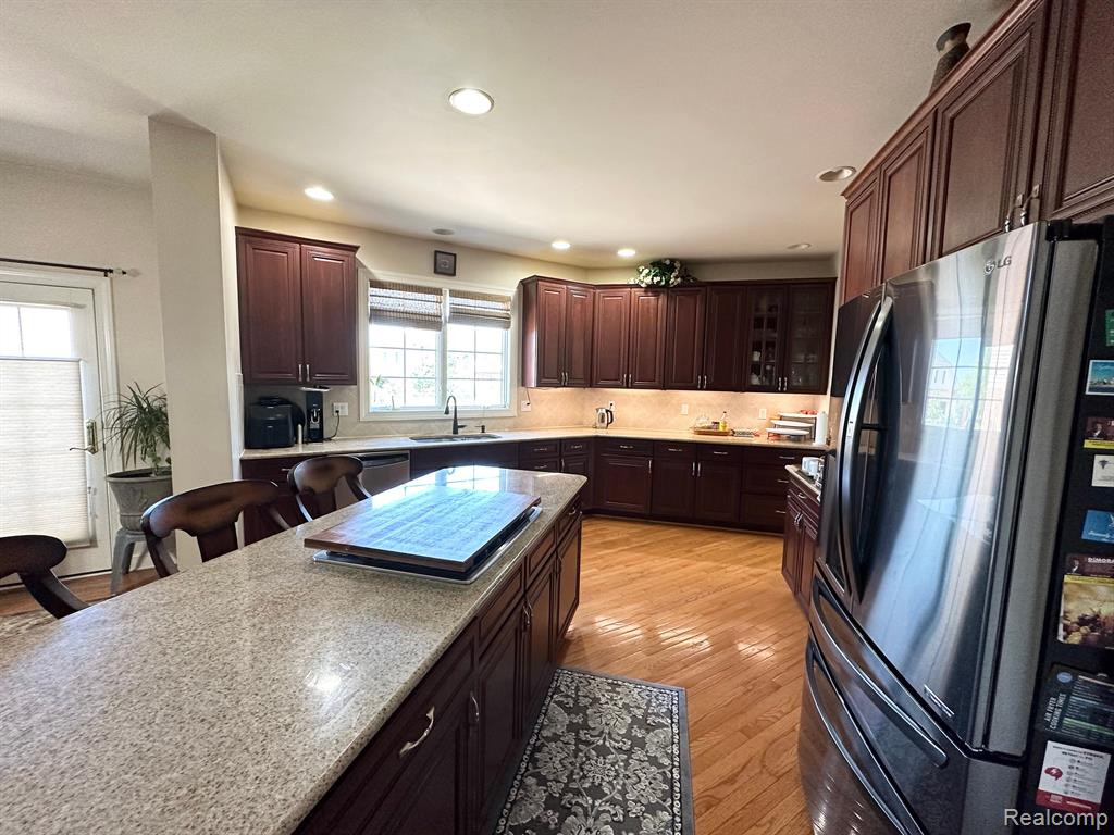 50734 CHESAPEAKE Drive, Novi, MI — Photo 16