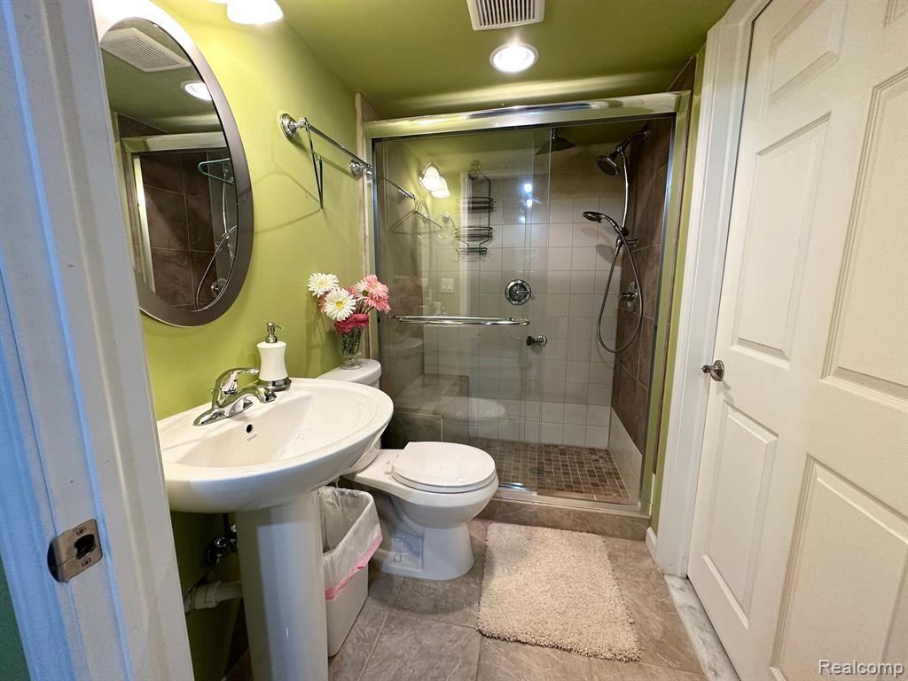 50734 CHESAPEAKE Drive, Novi, MI — Photo 62