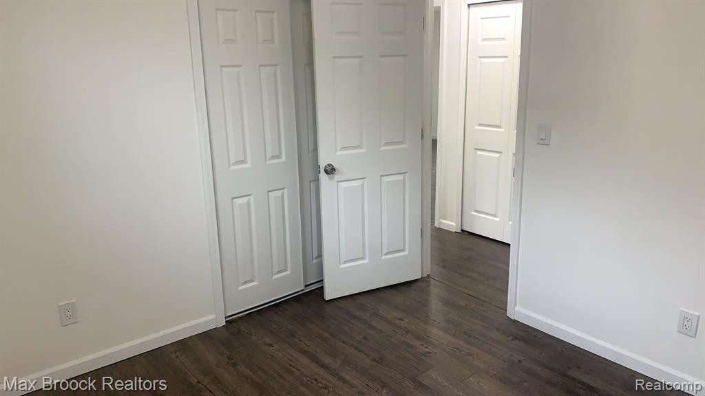 5444 HEARST Road, Shelby Twp, MI 48317 — Photo 9