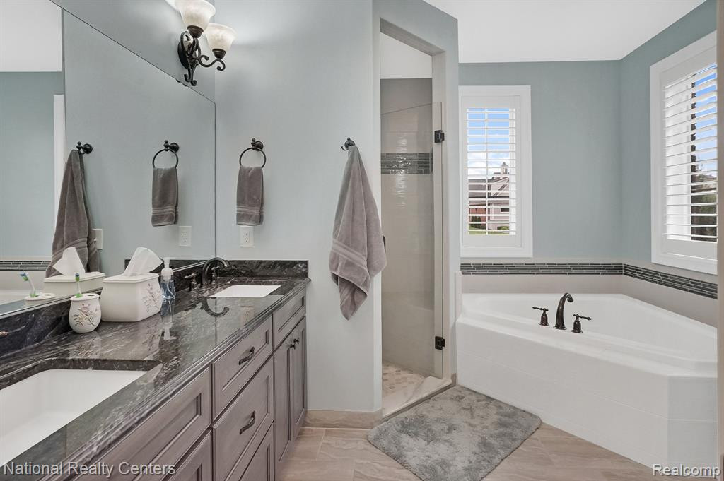 10438 STONEY POINT Drive, South Lyon, MI 48178 — Photo 16
