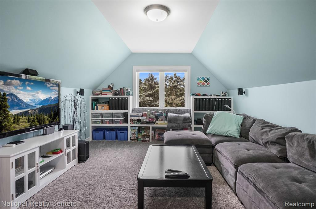 10438 STONEY POINT Drive, South Lyon, MI 48178 — Photo 24