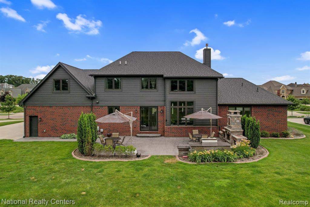 10438 STONEY POINT Drive, South Lyon, MI 48178 — Photo 37