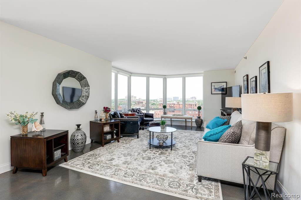 250 E HARBORTOWN Drive, 904, Detroit, MI 48207 — Photo 9