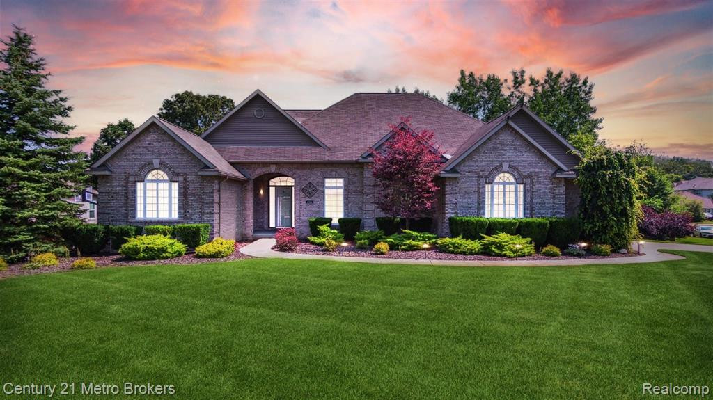 4314 OAK TREE Trail, Fenton, MI 48430 — Photo 2