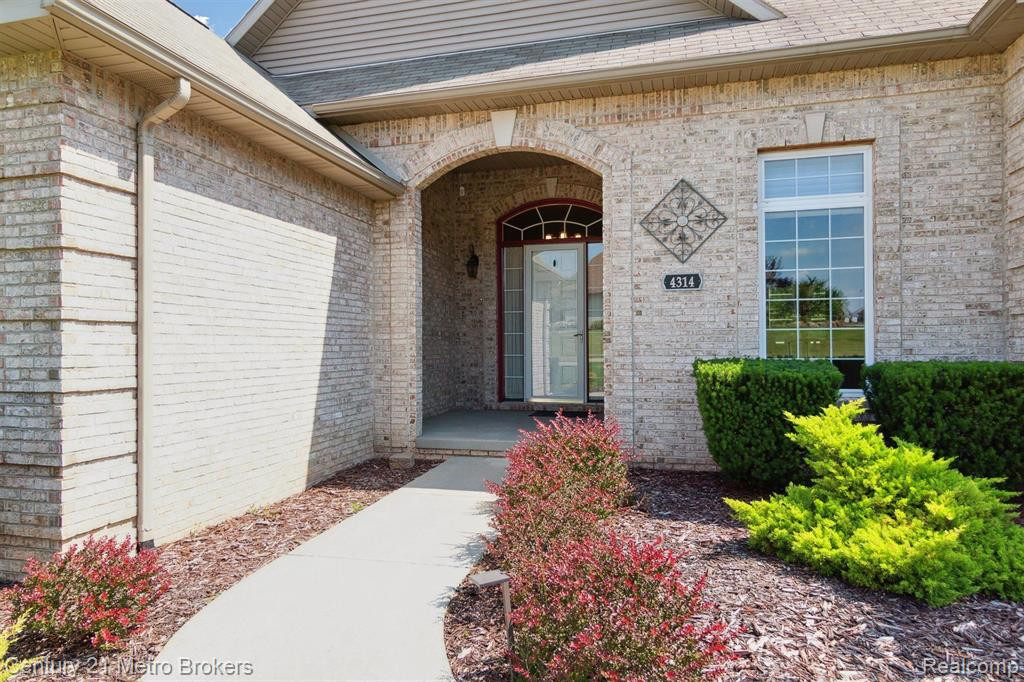 4314 OAK TREE Trail, Fenton, MI 48430 — Photo 5