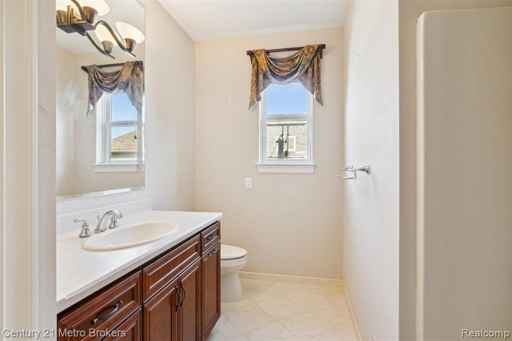 4314 OAK TREE Trail, Fenton, MI 48430 — Photo 19
