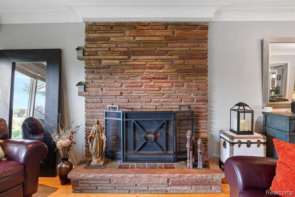 95 CRESTWOOD Drive, Grosse Pointe Shores, MI 48236 — Photo 19