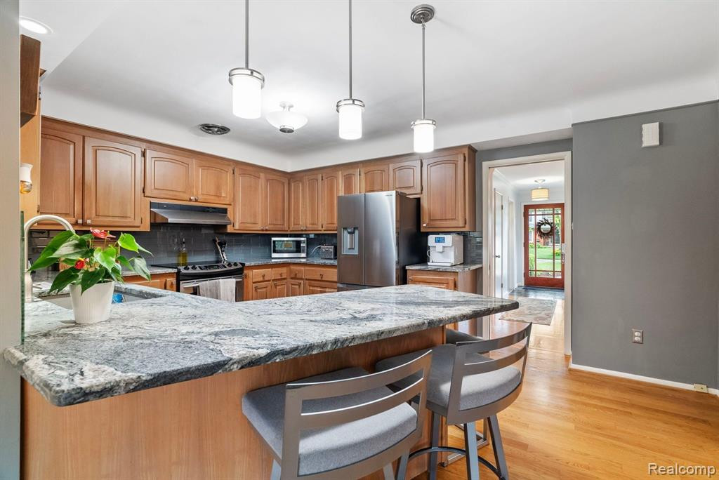 95 CRESTWOOD Drive, Grosse Pointe Shores, MI 48236 — Photo 26