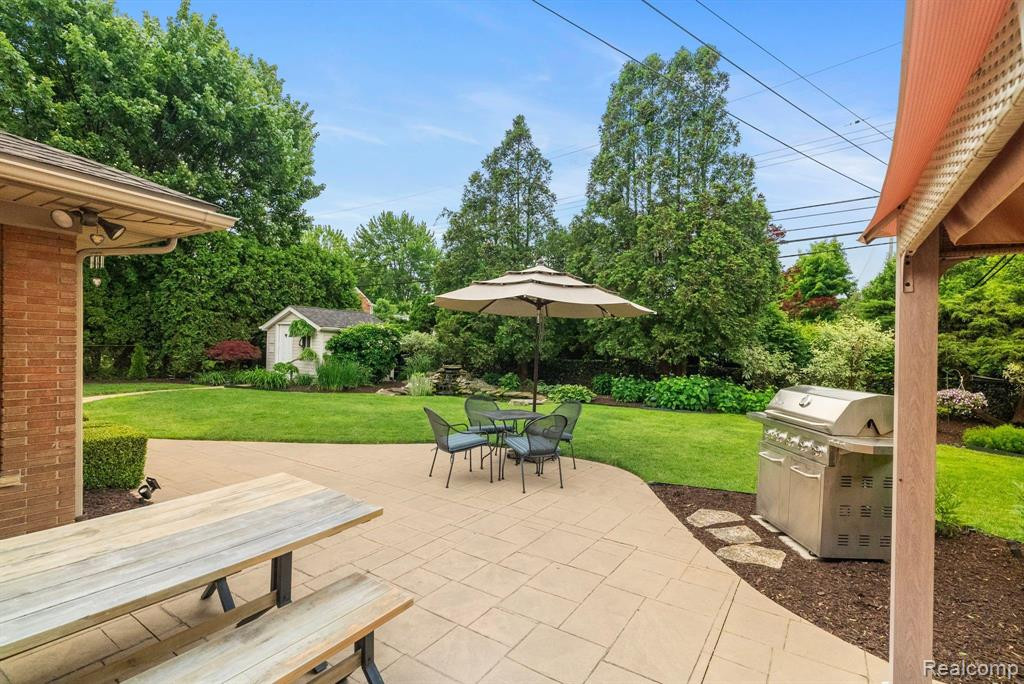95 CRESTWOOD Drive, Grosse Pointe Shores, MI 48236 — Photo 56