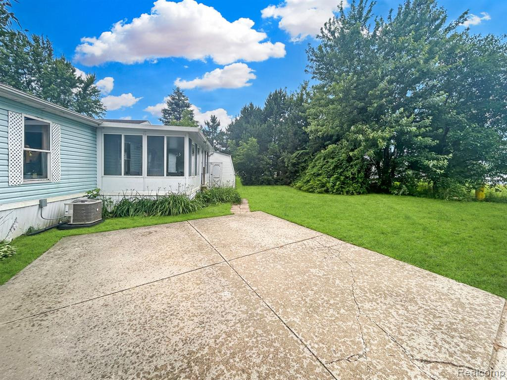 4 NIXON Drive, Davison, MI 48423 — Photo 2