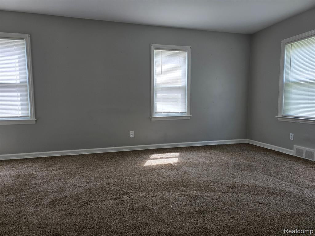 616 CAMPBELL Street, Flint, MI 48507 — Photo 6