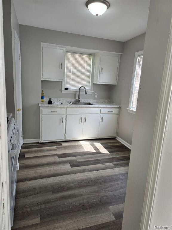 616 CAMPBELL Street, Flint, MI 48507 — Photo 8