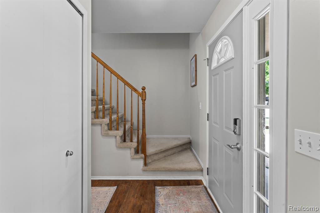 1617 NORTON CREEK Boulevard, Wixom, MI 48393 — Photo 5