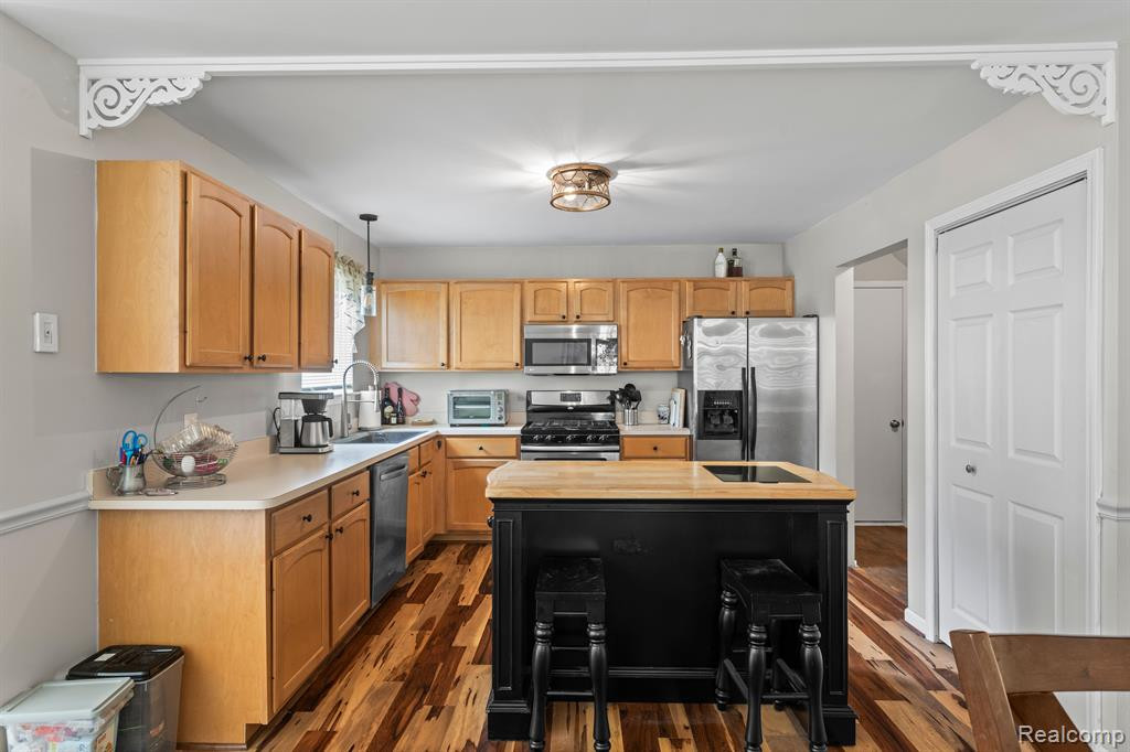 1617 NORTON CREEK Boulevard, Wixom, MI 48393 — Photo 14