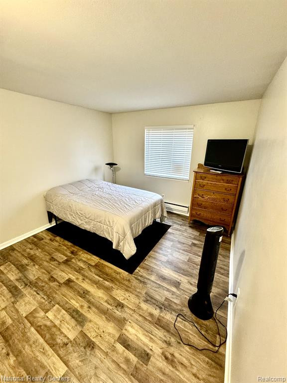 1842 COLONIAL VILLAGE WAY APT 2, 2, Waterford, MI 48328 — Photo 14