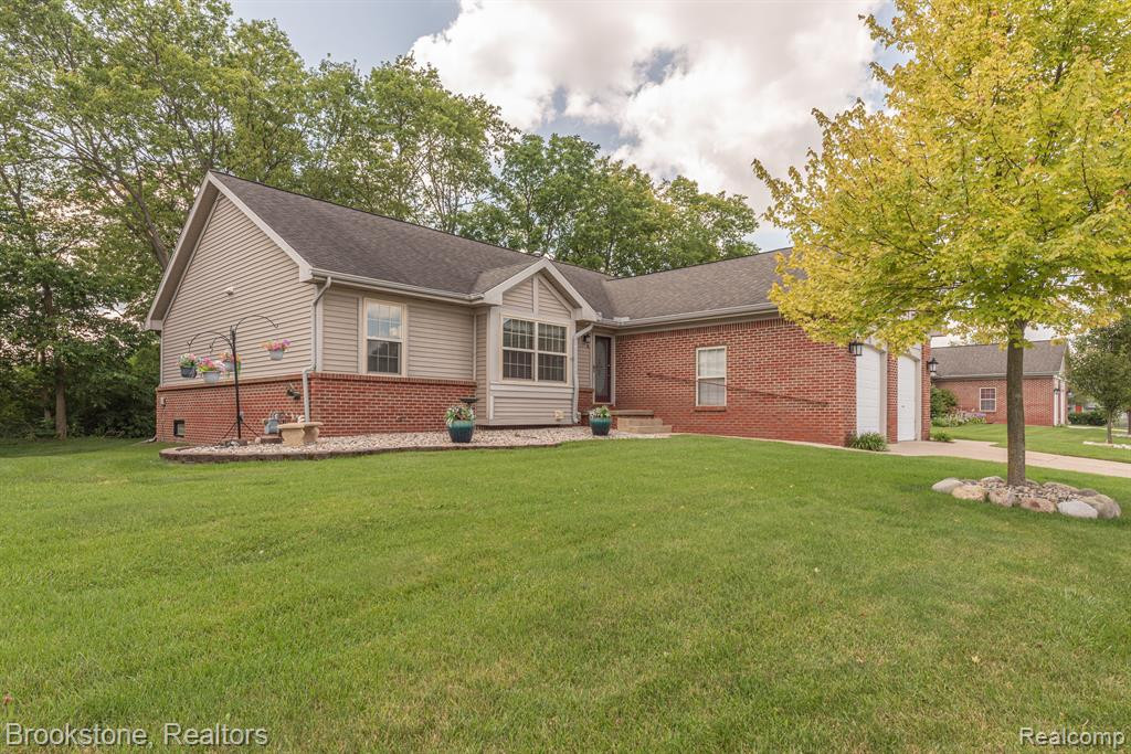 9056 COLONY PARK Drive, Ypsilanti, MI 48197 — Photo 2