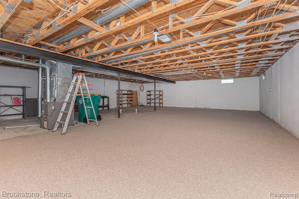 9056 COLONY PARK Drive, Ypsilanti, MI 48197 — Photo 30
