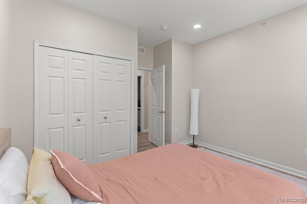 300 CHERRY STONE Drive, Canton, MI 48188 — Photo 16