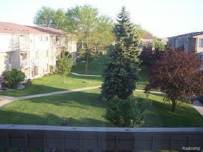 30535 W 14 Mile Road, 19, Farmington Hills, MI 48334 — Photo 8