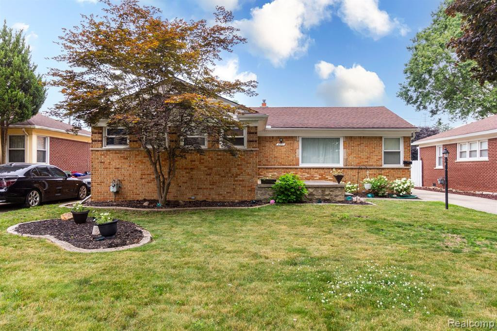 6354 KOLB Avenue, Allen Park, MI 48101 — front exterior
