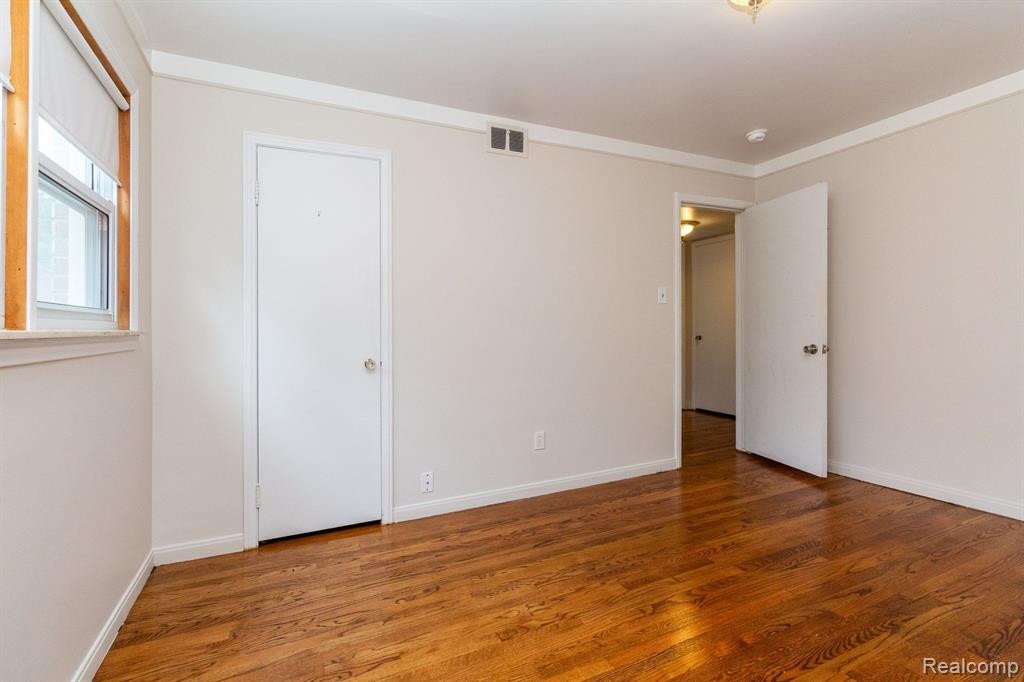 6354 KOLB Avenue, Allen Park, MI 48101 — Photo 20