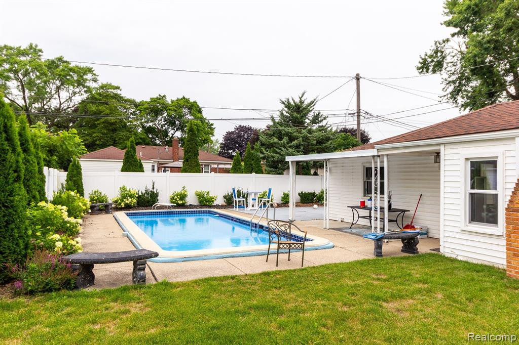 6354 KOLB Avenue, Allen Park, MI 48101 — Photo 26