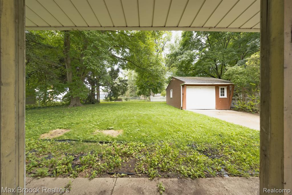 716 E LA SALLE Avenue, Royal Oak, MI 48073 — Photo 20