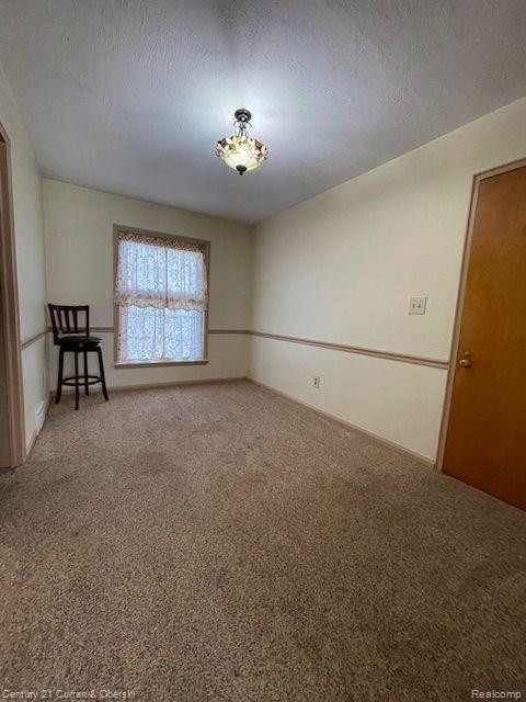21740 SNOW Avenue, Dearborn, MI 48124 — Photo 6