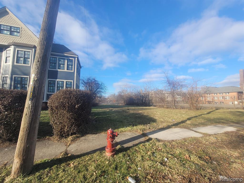 90 BLAINE Street, Detroit, MI 48202 — Photo 3