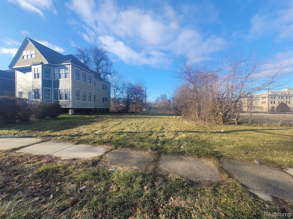90 BLAINE Street, Detroit, MI 48202 — Photo 5