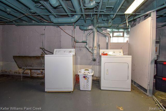399 W HUDSON Avenue, Madison Heights, MI 48071 — Photo 33