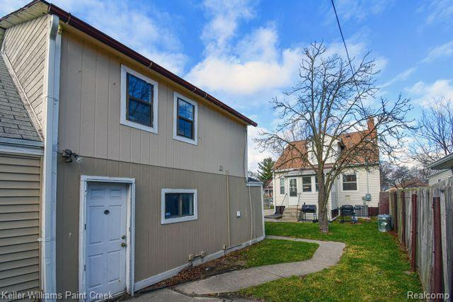 399 W HUDSON Avenue, Madison Heights, MI 48071 — Photo 37