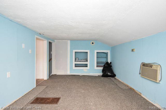 399 W HUDSON Avenue, Madison Heights, MI 48071 — Photo 44