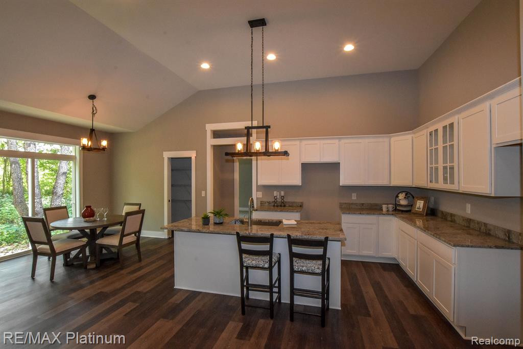 49 Candlelight Court, Brighton, MI 48114 — Photo 17