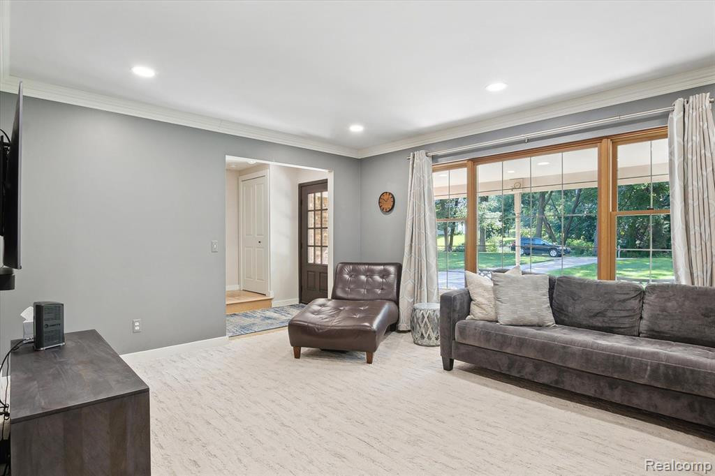 5553 FARLEY Road, Clarkston, MI — Photo 9