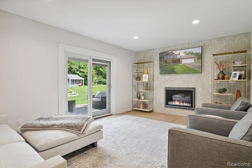 5553 FARLEY Road, Clarkston, MI — Photo 11