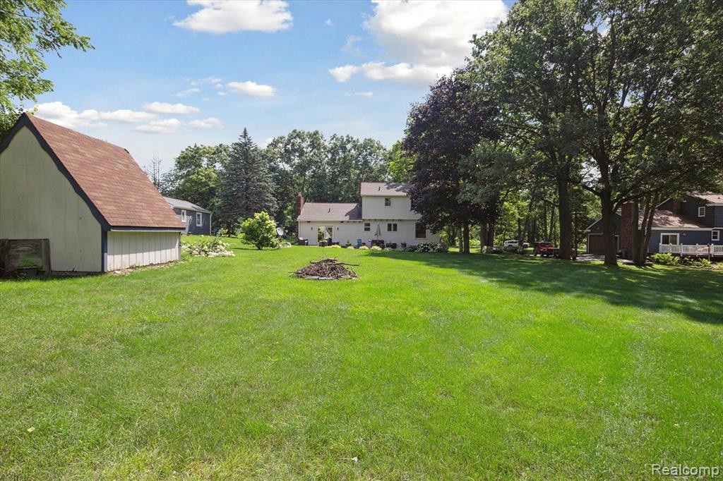 5553 FARLEY Road, Clarkston, MI — Photo 54