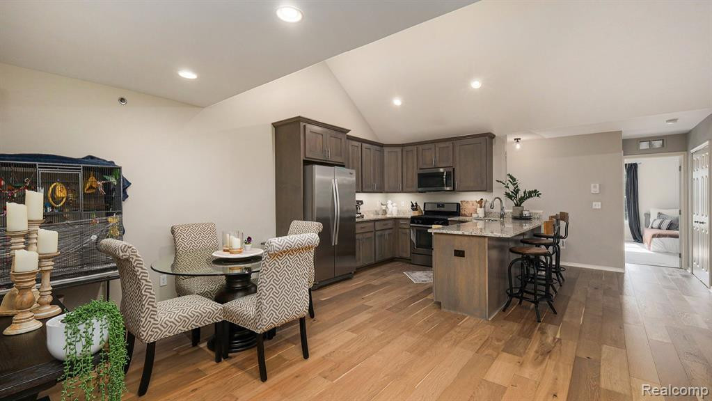 7864 MARIE Drive, Shelby Twp, MI 48316 — Photo 13
