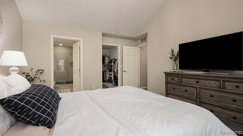 7864 MARIE Drive, Shelby Twp, MI 48316 — Photo 19