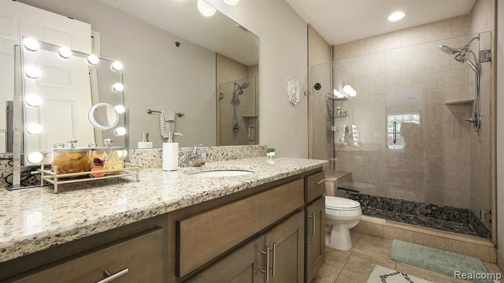 7864 MARIE Drive, Shelby Twp, MI 48316 — Photo 21