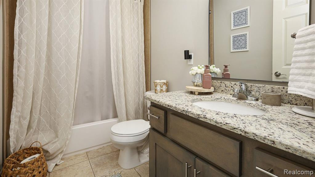 7864 MARIE Drive, Shelby Twp, MI 48316 — Photo 24