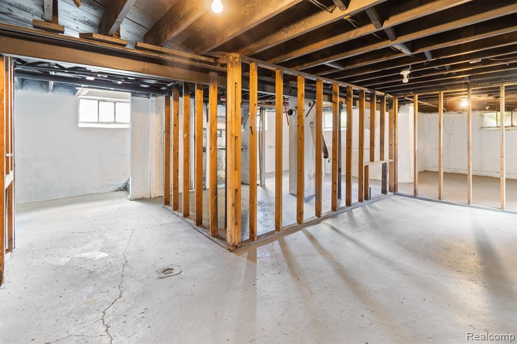 5581 DREXEL Street, Detroit, MI 48213 — Photo 30