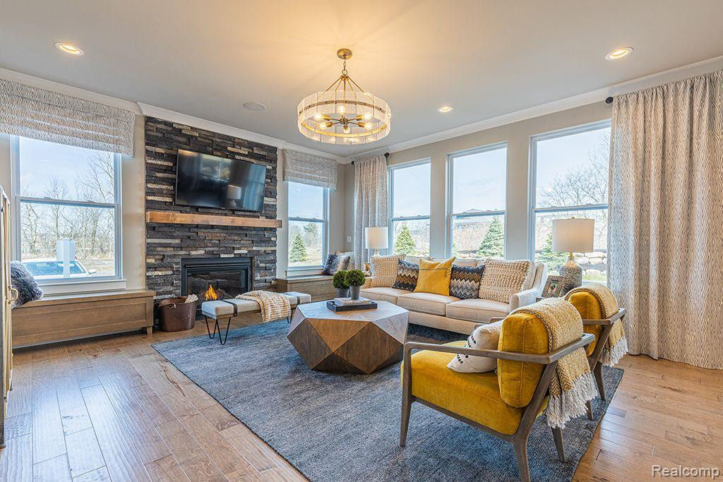 4560 GROUSE Drive, Ann Arbor, MI 48103 — Photo 9