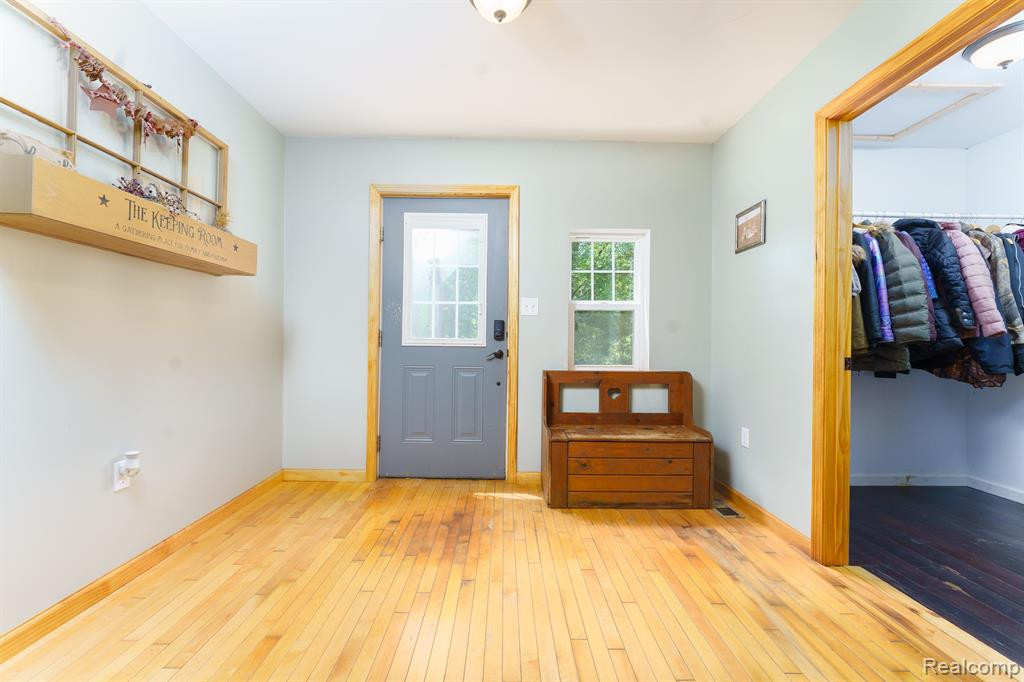 7160 COON HILL Road, Munith, MI 49259 — Photo 14