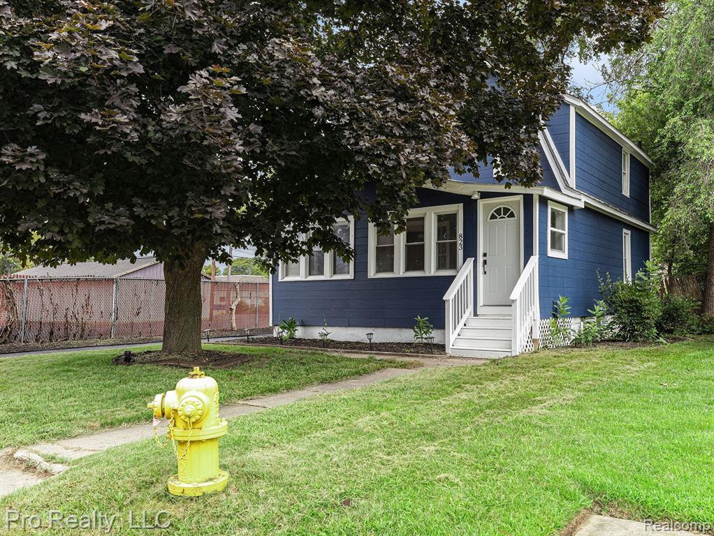 823 PARKWOOD Avenue, Ypsilanti, MI 48198 — Photo 5