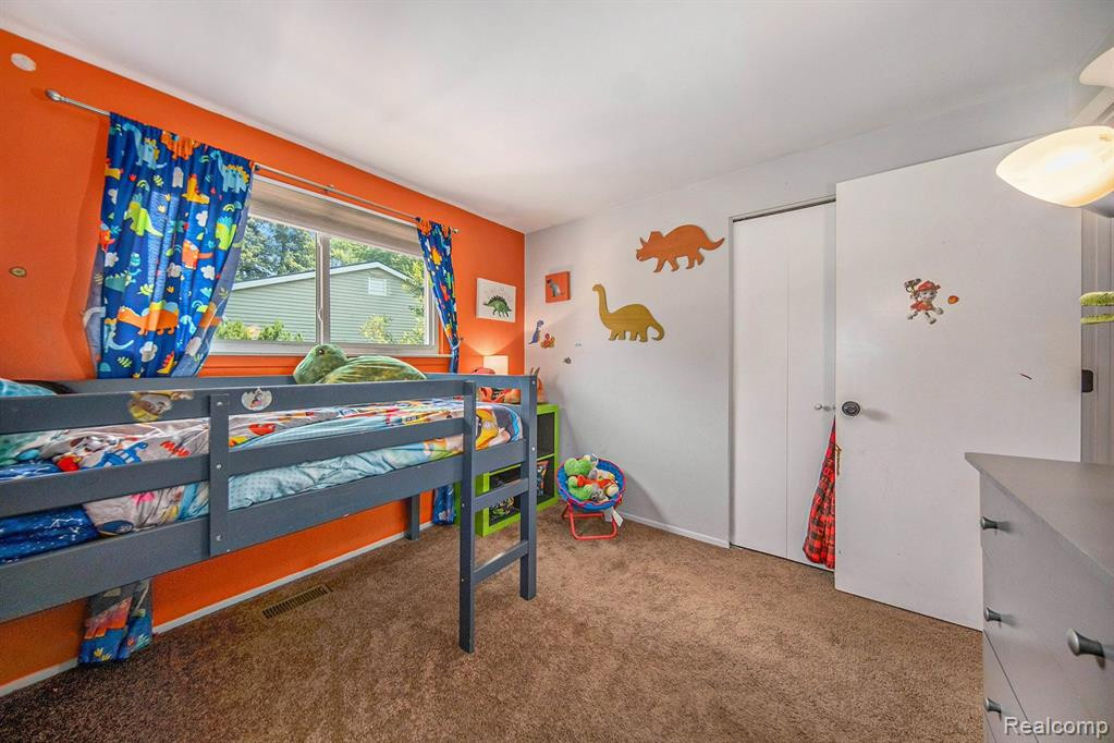 1820 STEPHENS Drive, Ypsilanti, MI 48198 — Photo 15